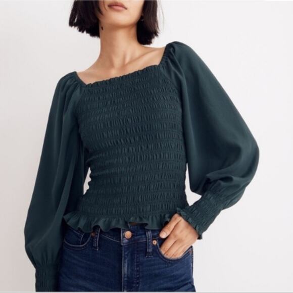 Madewell Tops - Madewell Green Smocked Square Neck Blouse Long Sleeve Women’s Large NWT